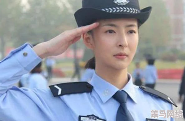 女警察一级毛片：震惊全国的事件曝光，勇敢女性在执法中遭遇意想不到的挑战与考验！